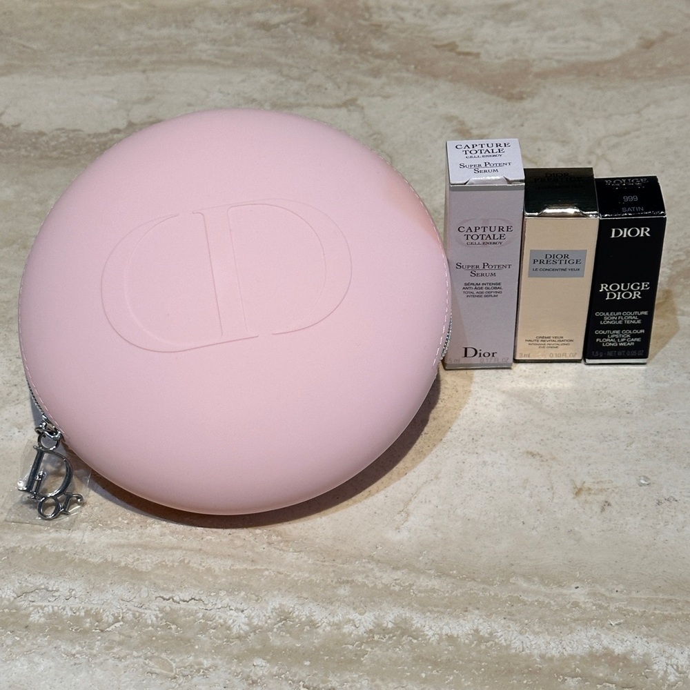 Dior Beauty Pouch with 3 piece mini beauty gift set - Picture 2 of 7